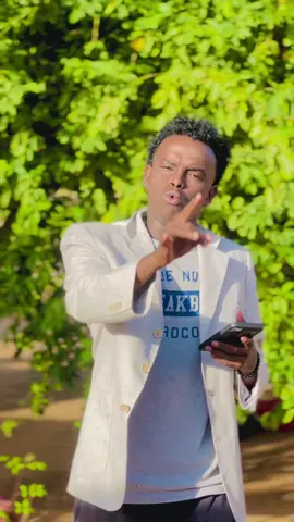 @Daroodka.nool🦁🦅 aniga waxba ma arkin😂😂gawar nairobi jogtoh soqawo#nairobitiktokers #garissatiktokers💢🥰💖💥💦 #garissacontentcreater #somalitiktok #bamse 