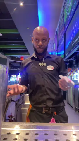 I Tried…😮🫤🤣 #foryoupage #bartenderlife #mix 