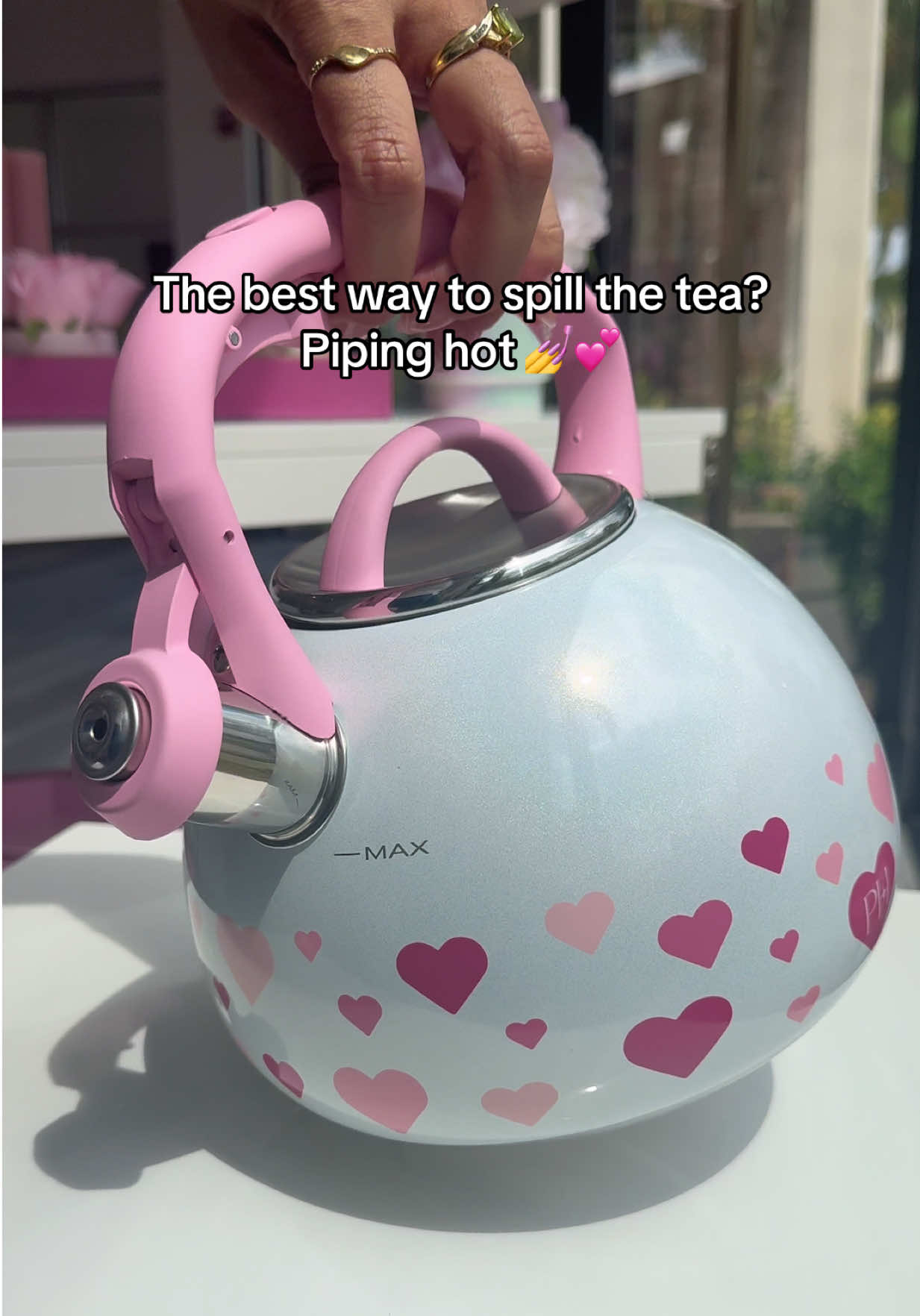 Because if you’re gonna spill the tea, make it iconic 🤭💞 #parishilton #pink #spillthetea #teakettle #iconic 