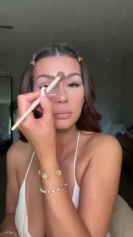 soft girl glam☁️ @Farmacy Beauty toner and NEW homey cloud moisturizer  @Rare Beauty brow gel, bronzer and blush @Tower 28 Beauty tinted moisturizer  @NARS Cosmetics concealer  @makeupbymario bronzer powder and lip liner  @hudabeautyshop loose powder  @LAWLESS Beauty gloss  #makeupgrwm #softglammakeup #naturalglam 