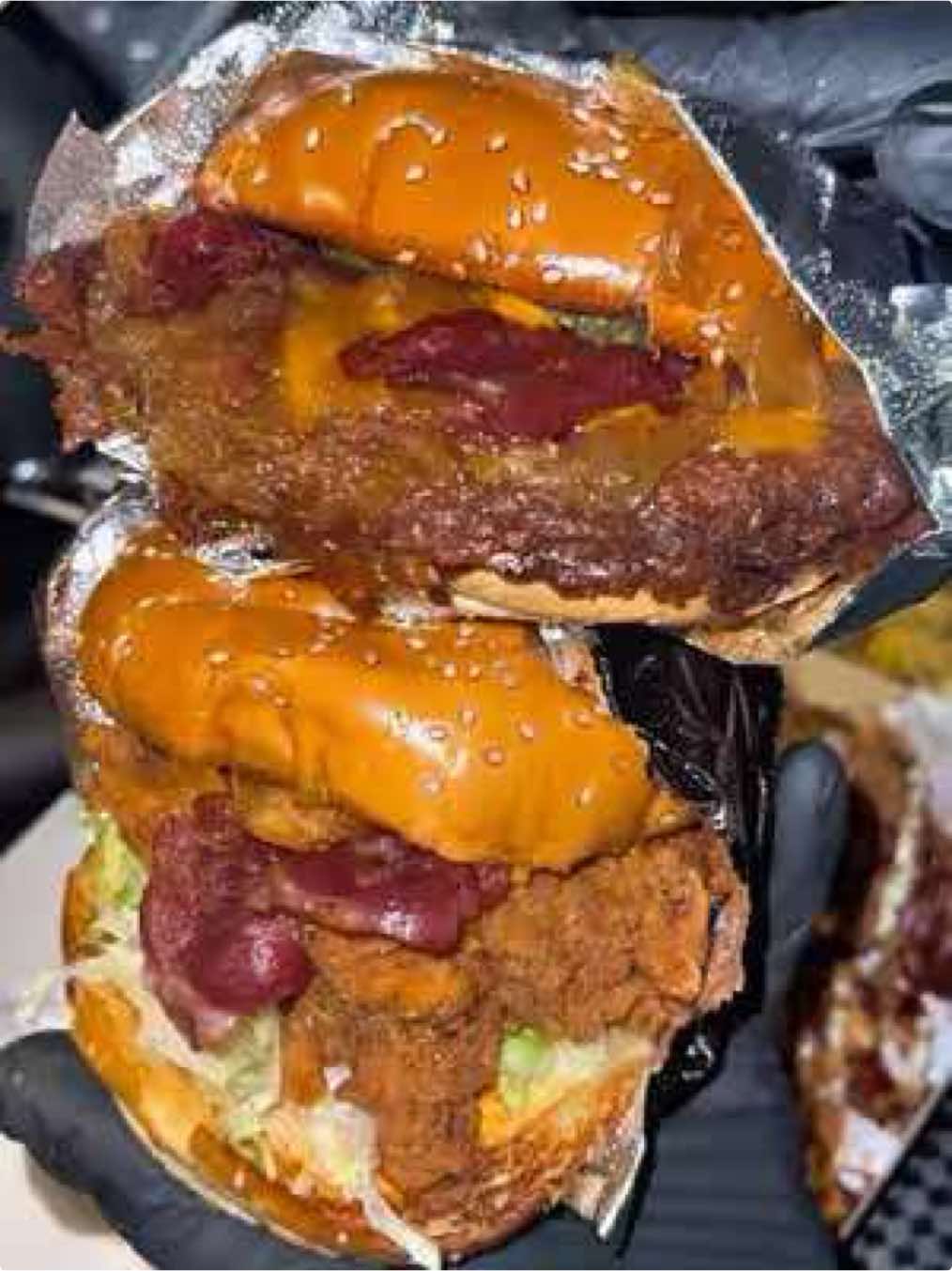 @BUR & GUR - Burgers & Shakes LIVE UP TO THE HYPE! You can hear the excitement in my voice! Craving this meal again😩😍 #londontiktok #burger #loaded #british #fyppp 