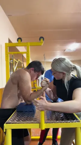 #armrestling #armgirls♡ #arm 