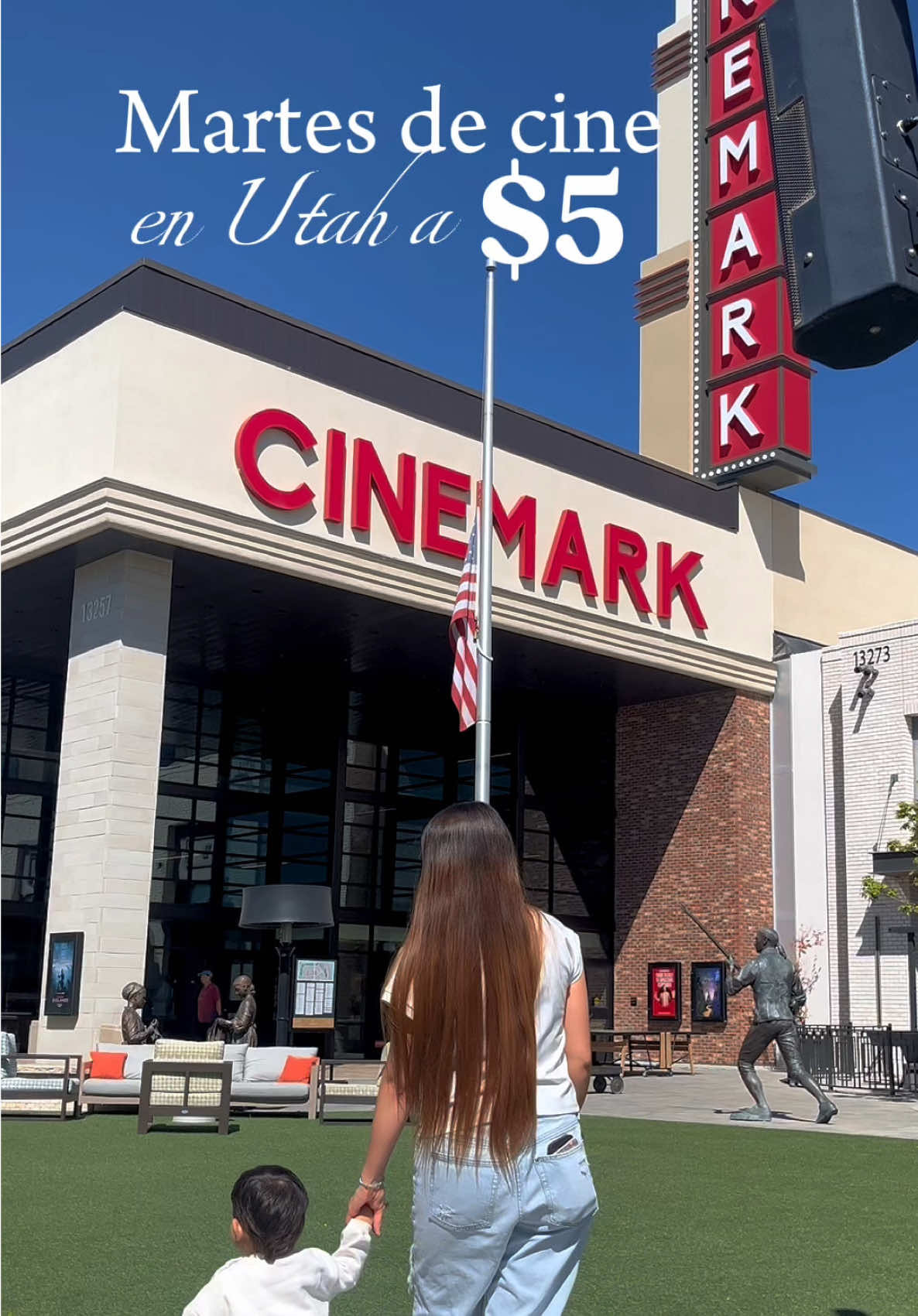 🎬✨ Martes de cine a solo $5 🍿 en @Cinemark ¡plan perfecto con niños sin gastar de más! 📍 Mountain View Village - 13257 S Teal Ridge Way, Riverton, UT 84096 👉 Guarda este video y compártelo con esa amiga con la que quieres ir ✨ #utah #thingstodoinutahwithkids #mamaenusa 