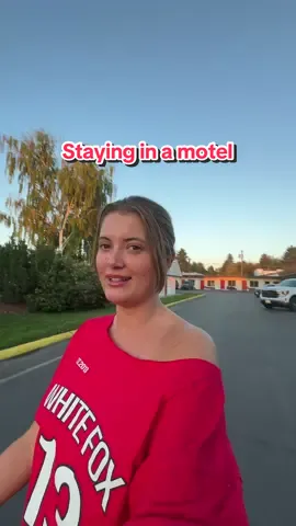 It’s giving horror movie in the best way possible 😂