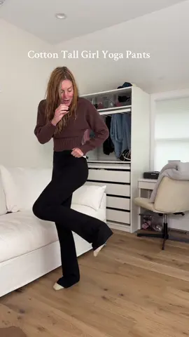 I must be dreaming 💭 AFFORTABLE COTTON TALL GIRL YOGA PANTS!!! #cottonyogapants #tallgirl #TikTokShopCreatorPicks #TikTokShopFallDealsForYou #ViralOnTikTokShop 
