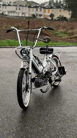 Slowly coming back to life.#puch#white#maxi#viral #töffli@me.❤️❤️@Puch_|\/|0 @Luke @𝑭𝒍𝒂𝒗𝒊𝒐🥝 @Luisondt @Migu @2stroke.ew @Levin @YT_simon @︎ @De_Sueess @L_broettli @BigMac2.0 @. @❗️ℕ𝕚𝕔𝕠❕ @2_stroke_fabio08 @2strk.lino @blueberry_ricardo 