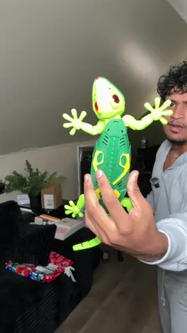 Best gift for holidays. I didn’t expect it to be as fun as it is. #giftideas #tiktokshopcreatorpicks #tiktokshopblackfriday #teenagers #kids 