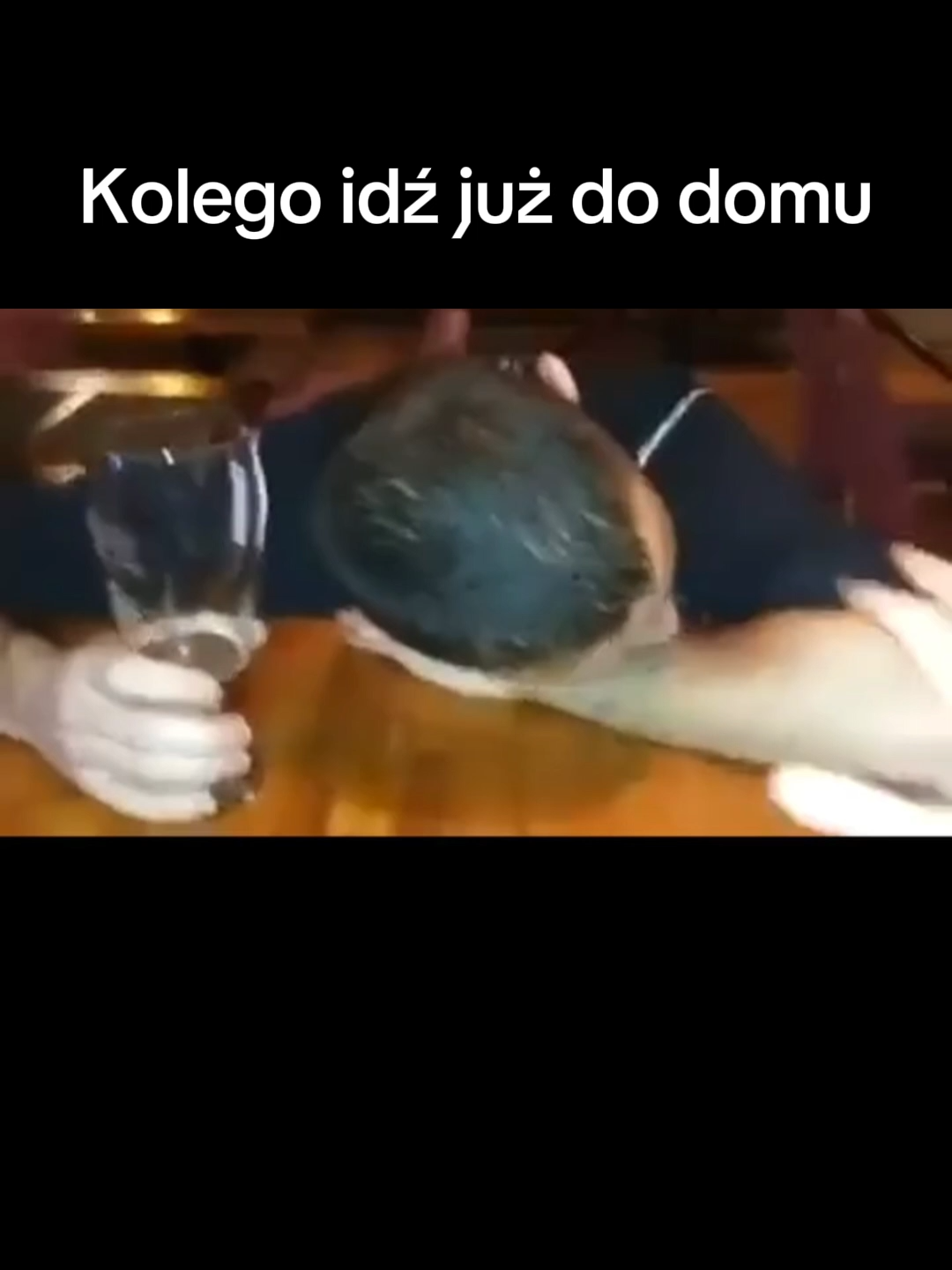 Kolego idź już do domu Zaobserwuj by być na bieżąco 👉 @camerapolska #memy #smieszne #śmieszne #smiesznefilmiki #śmiesznefilmiki #hityinternetu #filmiki #camerapolska