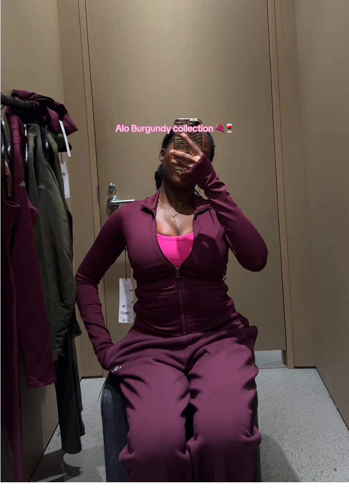 Alo’s best fall release 😍 #aloyoga #aloyogahaul #aloyogaclothing #aloyogaburgundy #newalocolor @alo 