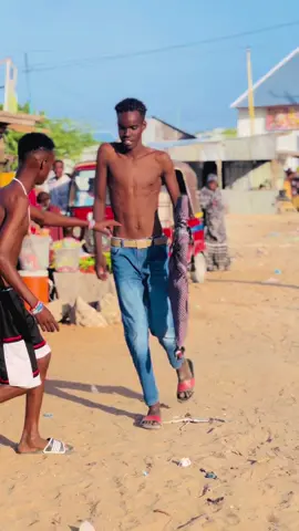 Macalin iyo wilkisa #ciyaalxamar🇸🇴 #suuqaxoolaha #coos @🪶SUPER🎃ILKACASE🪶 @N͜͡A͜͡A͜͡N͜͡I͜͡🛢️🤴🏿💕 @💡Dalapeey💡 @NAAJI🩵 