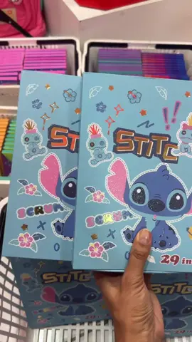 Dê uma olhada em Conjunto de maquiagem Stitch Kids 29 em 1 e paletas de sombras Hello Kitty 9 e 18 por R$19,99 - R$74,99. Compre na Shopee agora! https://s.shopee.com.br/5pz2gPD2Hq