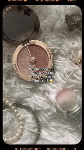 Using this always has me feeling like a princess👑 - - - #flowerknows #flowerknowsmakeup #aesthetics 