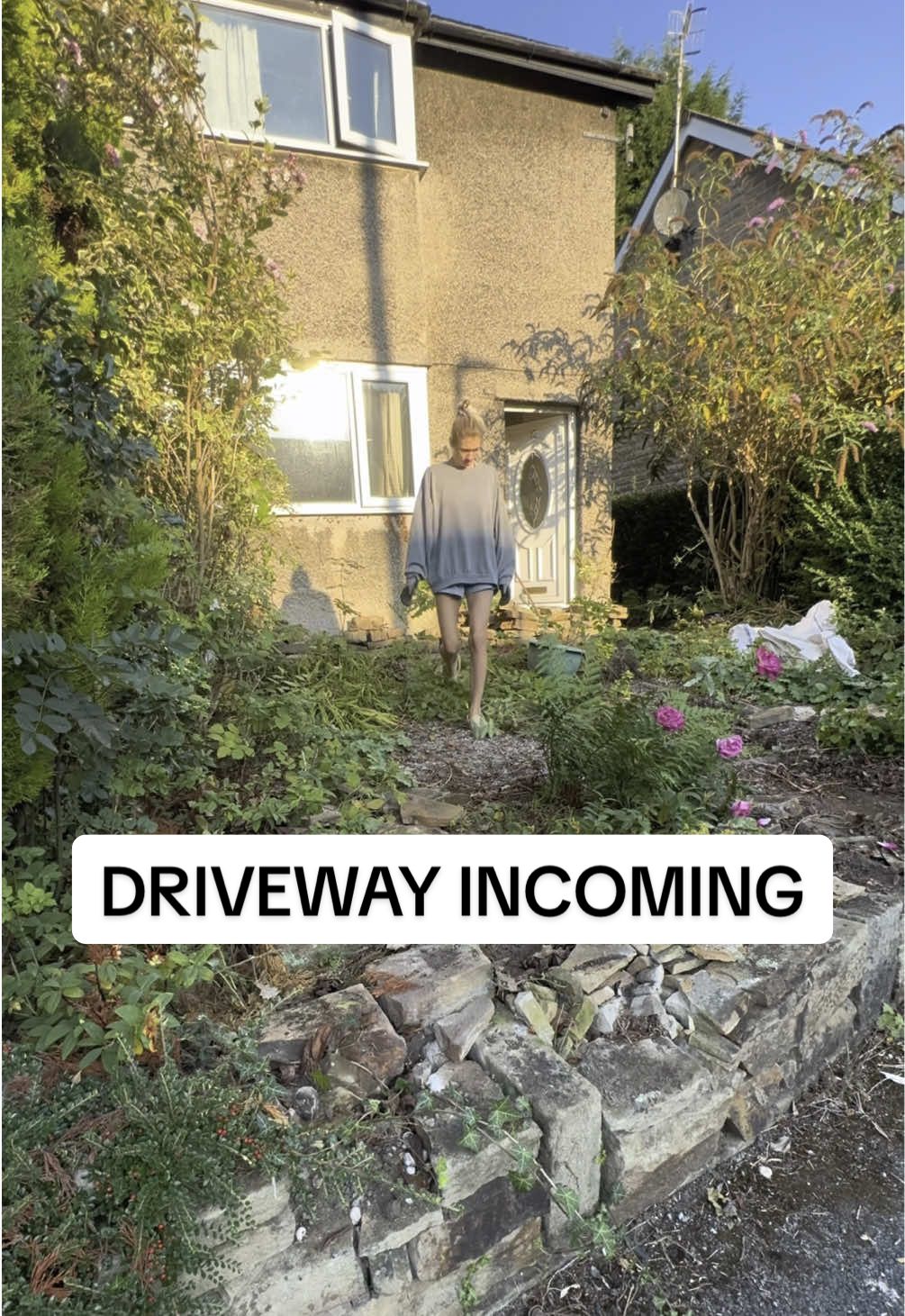Sorry to leave you hanging but I ran out of time🥲 pt 2 to follow! • • • #houserenovations #firsthome #garden #gardening #fyp 