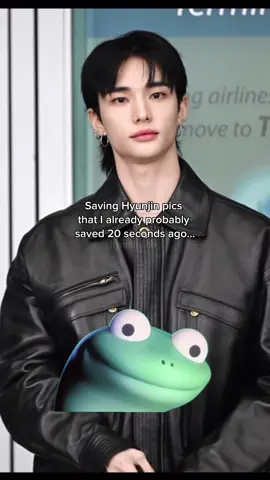 Do I probably have the same photo 3 times in my phone? Probably….. But ✨NO ONE NOBODY CAN STOP MEEEE ✨ • • • • • #h#hwanghyunjinh#hyunjins#skzs#skzedits#straykidsedit#황현진 