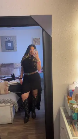 Loved this fit!☺️ #jackiegonzalez #fypシ゚viral #paratii #outfitinspo #westernfashion 