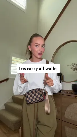 Love everything about this carry all wallet but they just restocked this color so run! #irisandrainbow #carryallwallet #crossbodybag #giftforher #iriscarryallwallet 