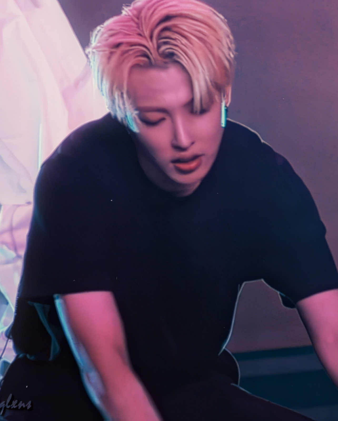 need him so bad it’s not even funny😭😭😭 #hongjoong #hongjoongedit #ateez #ateezedit #fyp 
