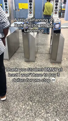 Railfanning on Parkchester and St. Lawrence#6train #mta #parkchester #stlawrence 