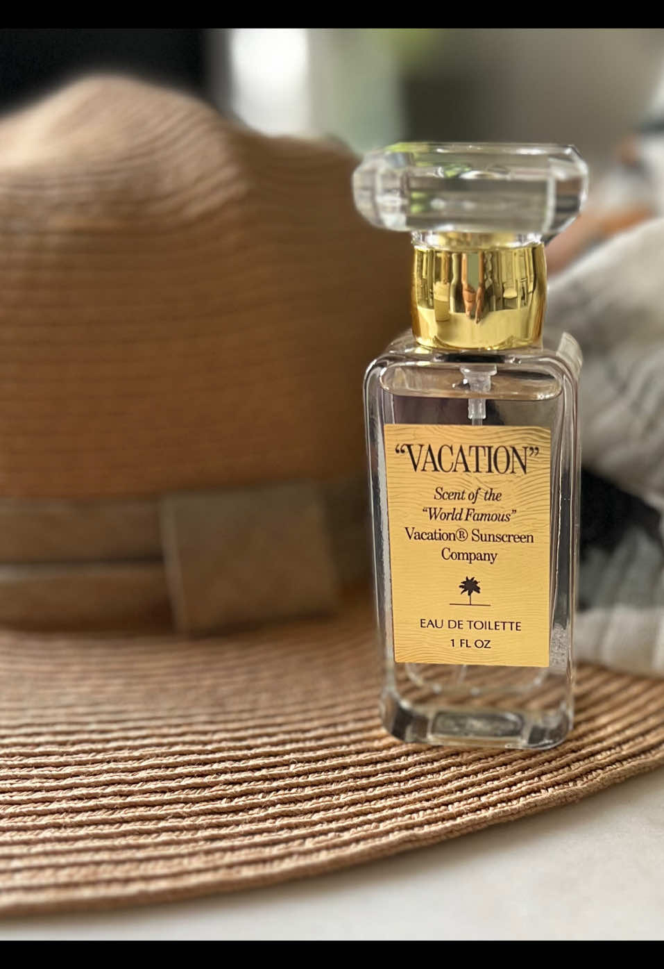 ✨ Gifted by @Vacation Inc. ✨ 🌴 This scent = instant vacation mode 🥥🍹☀️  One spray and I’m basically lounging on a beach chair in the tropics 🌊 #VacationScent #Gifted #beachvibes #tropicalscent #coconut 