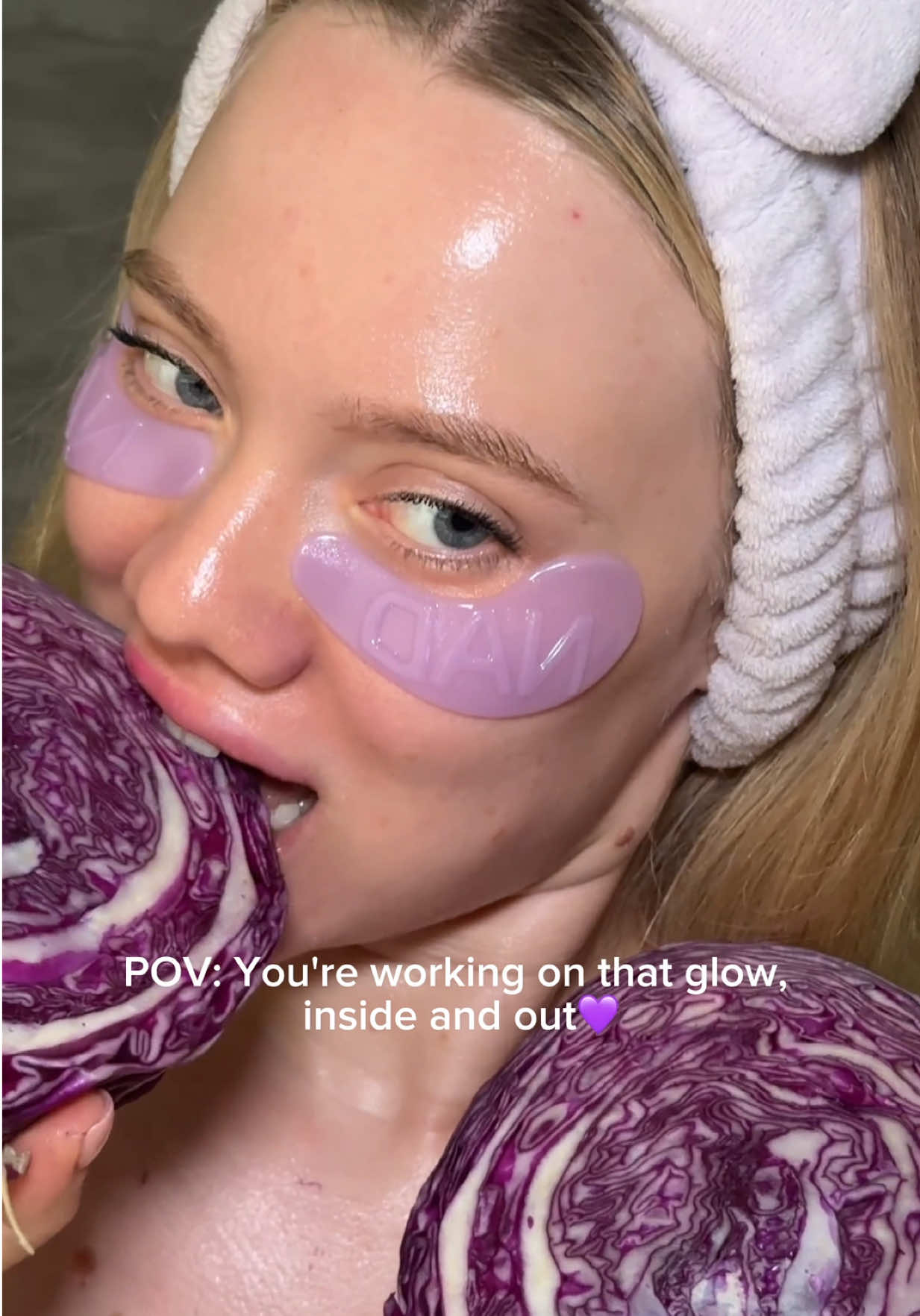 POV: I’m working on that glowing skin inside and out 💜 Products used: Numbuzin No.9 Toner & No.9 Essence ✨@numbuzin_global #numbuzin #no9essence #no9glowtoner #nad #glowingskin
