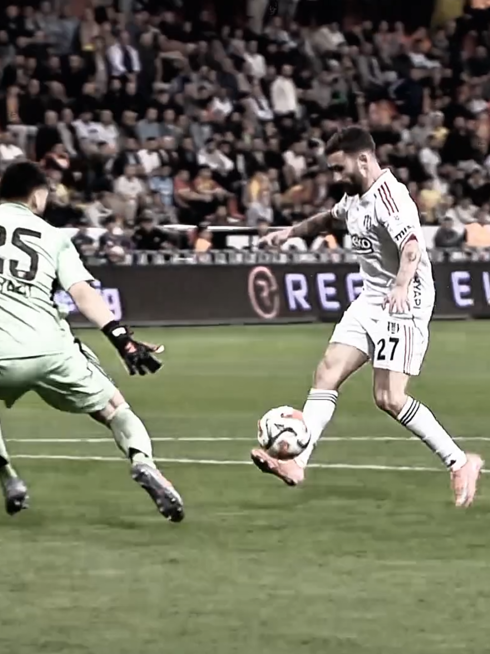 Hattrick yaptı kral . . . #beşiktaş #rafasilva #kayserispor #golll #fyppp 