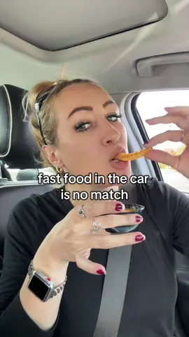 ultimate passenger princess hack: carry bye bye bloat and be ready for any food on the road! 🚗🍟 #wellness @lovewellness 