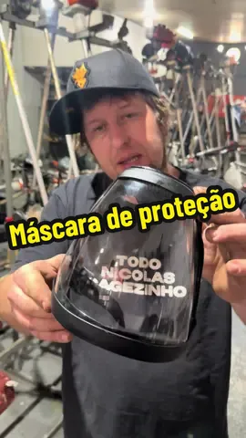 Máscara de proteção facial muito top !!!