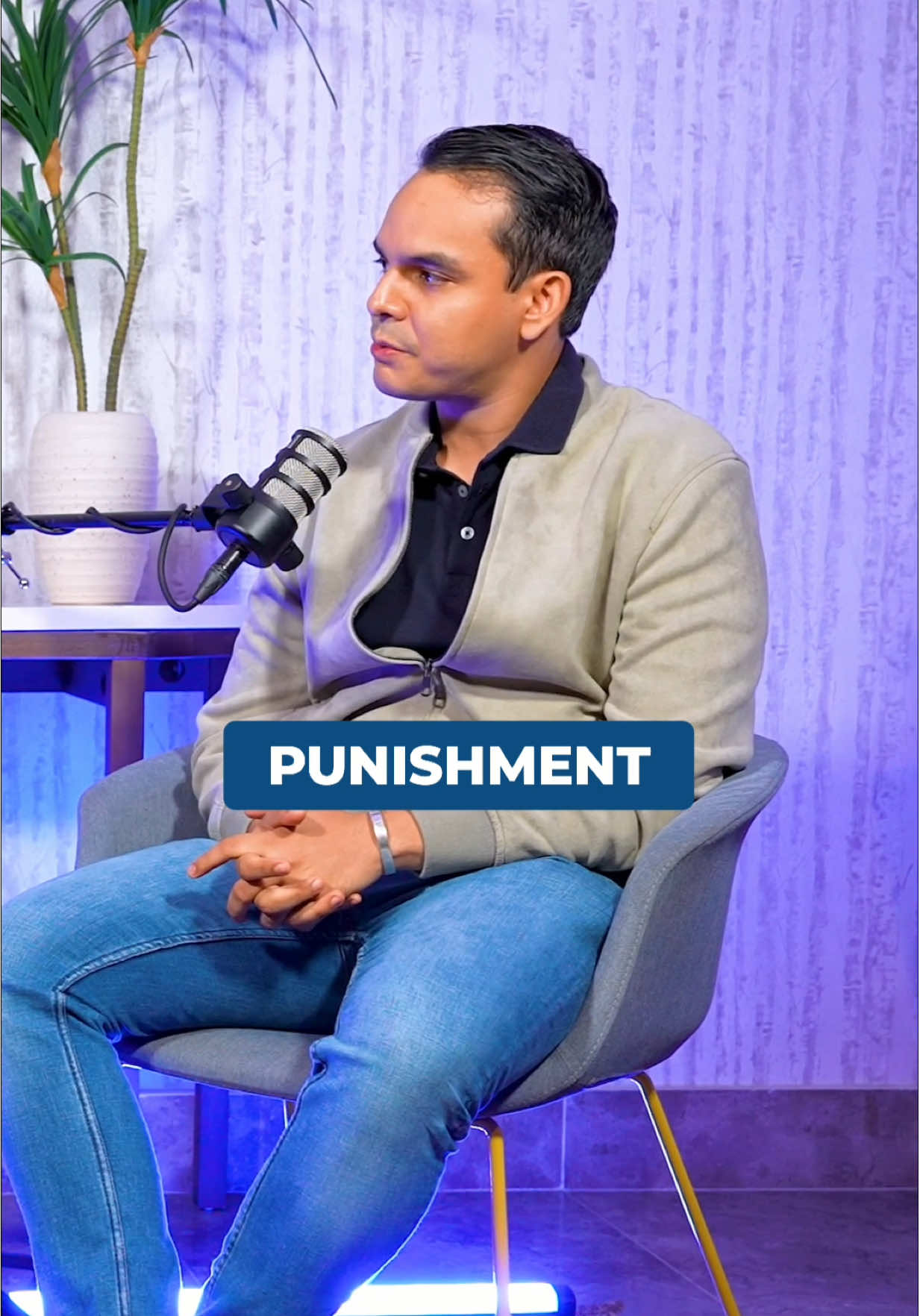 Fix your own problems. #youngentrepreneur #mindset #personalgrowth #podcast 