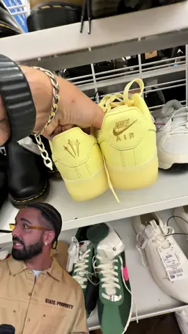 Drake x Nike found at Ross 😳 Would you buy a pair of these NOCTA’s? 🛒 #drake #champagnepapi #drizzy #rossfinds #tjmaxxfinds 