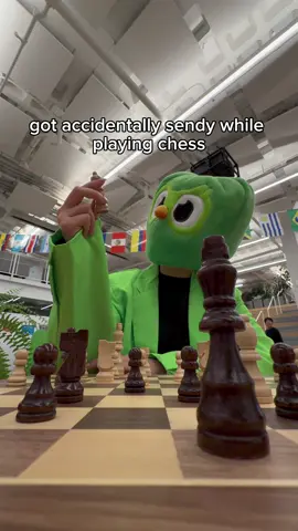 is this sendy 🤙 #duolingo #chess #sendy 