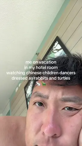 someone come and get me off this damn app.