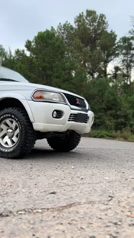 Two side of the same coin believe it or not… #mitsubishi #monterosport #fyp 