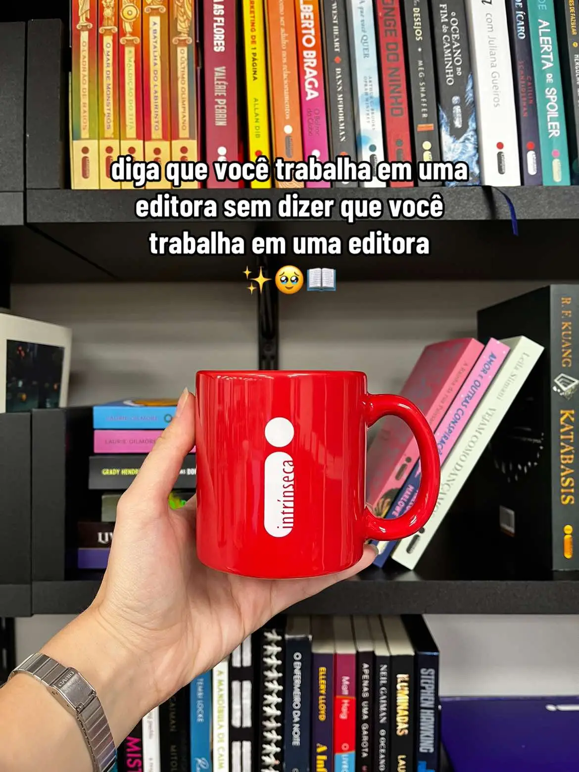 trabalha & trabalha (com livros!!!!) #BookTok #booktokbrasil #editora #livros #livrostiktok #leitura 
