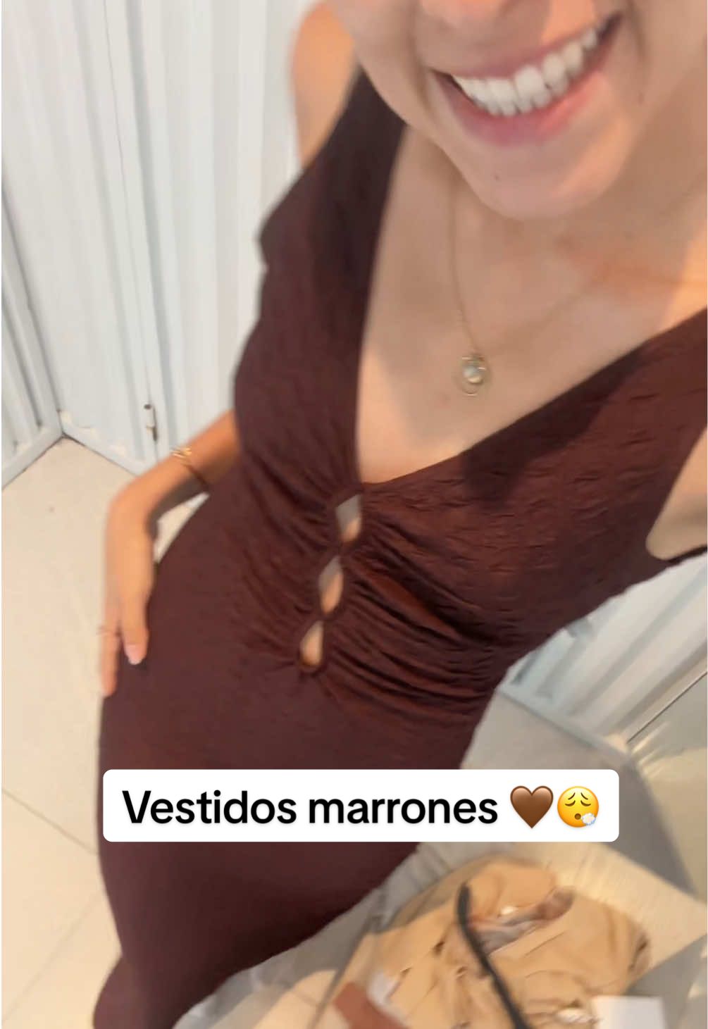 Vestidos marrones en Saga Falabella 🤎✨ Ayudaaa! El último es mi favorito 😍 #vestidos #marron #falabella #verano #fashion 