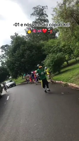 Ofc_minaszzettes.🇬🇧🚂 #ofc_minaszzettes #01 #meninas 