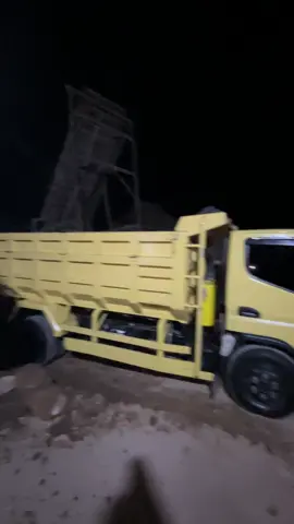 Nikreuh #dumptruck #masukberanda #drivermuda 