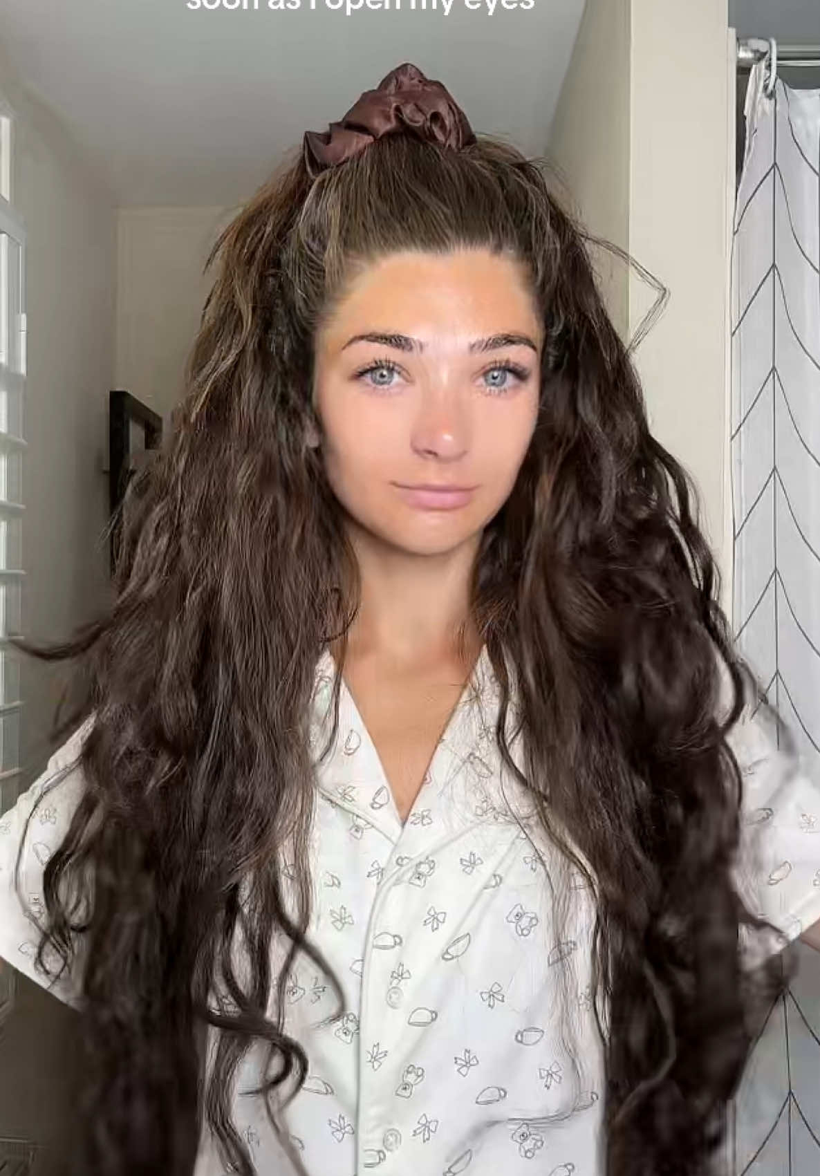 I literally ask myself this daily knowing exactly why 😅  Has been one of my main struggles during this curly/wavy hair journey! Doesn’t help how heavy and thick my hair is lol  #thickhairproblems #thickhair #wavyhair #wavyhairjourney #hairroutine 