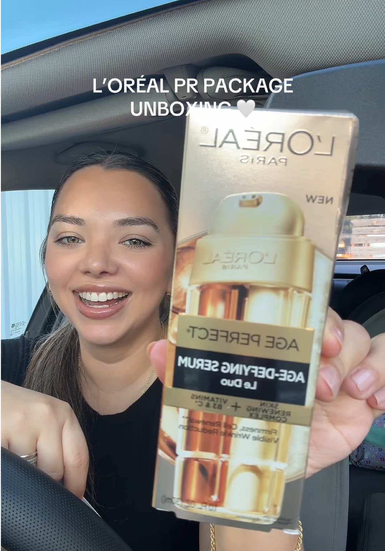 Applying this every night to make sure i don’t ageeee🥲 Grateful to be able to work with such amazing brands! 🥰 @loréal paris usa #loreal #lorealparispartner #momlife #momover30 #beautyhacks 