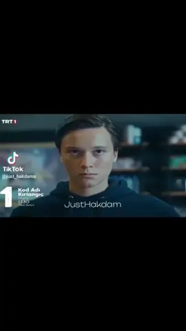sanki kötü bi rüya korkarım aman aman 
