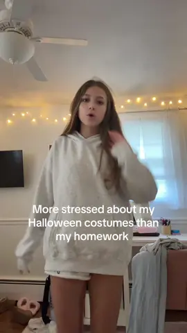 Give me ideas now so I can do my homework#halloween #halloweencostume #fyp #viral #real