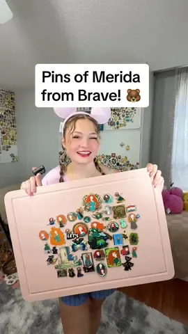 Back on putting away some Disney princess pins 👏 had a little time to put some Merida pins on their mini pin board! Anyone else collect Brave? 🐻 #disneypins #pincollector #disneyprincesses #meridabrave 