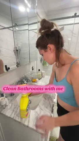#cleaning #MomsofTikTok #Vlog #cleanwithme #cleaningtiktok 