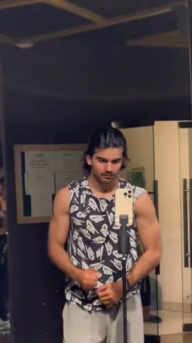 Came a long wayy, a lot more to go ..💪 MashaAllah🗣️ #gym  #Fitness  #athlete #fyp #reels 