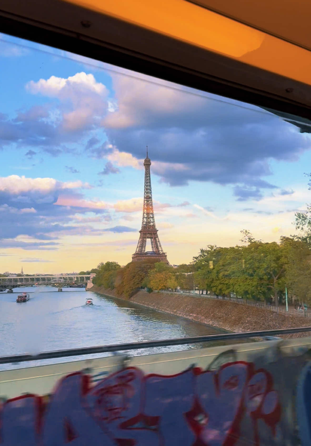 Life is big, don’t waste your time not seeing it. ❤️#fyp #paris #france #eiffeltower 