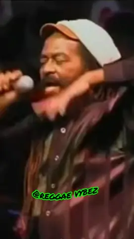 If I Were A Carpenter - John Holt #reggae #reggaevybez #johnholt #jamaica #carpenter 