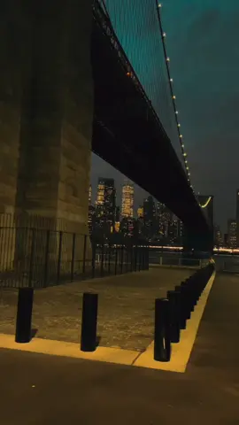 #lyricsvideo #يتخلى_عليا_بلاش 