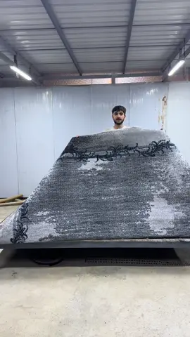 للحجز 07725433401