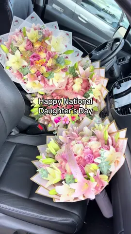 Happy National Daughter’s Day  💞🌸🌷#nationaldaughtersday #loveyou #daughter #pink #fyp 