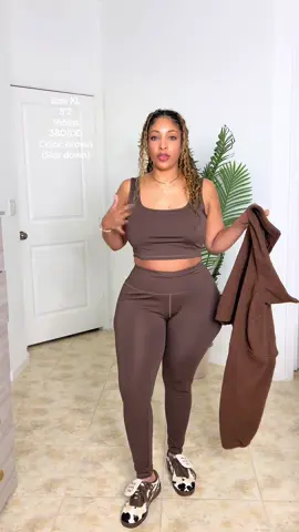 The perfect three piece outfit for Fall 😍🤎 #fallfashiontrends #falloutfitinspo #fleecejacket #3pcs #threepieceset 