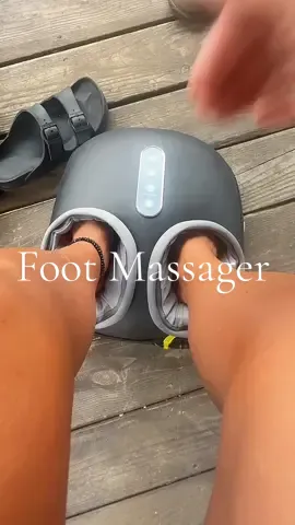 @Medcursor this heated foot massager will comfort you when nothing else will #footmassager #giftideas #massager 
